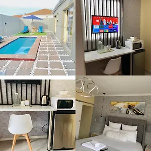 Naliya Guest house
